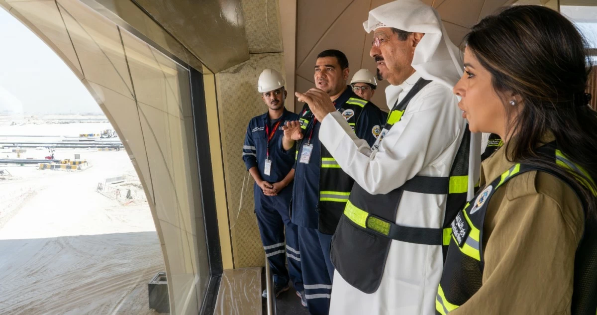&rlm;رئيس الوزراء يتفقد مشروع ⁧‫مطار الكويت‬⁩ الجديد T2