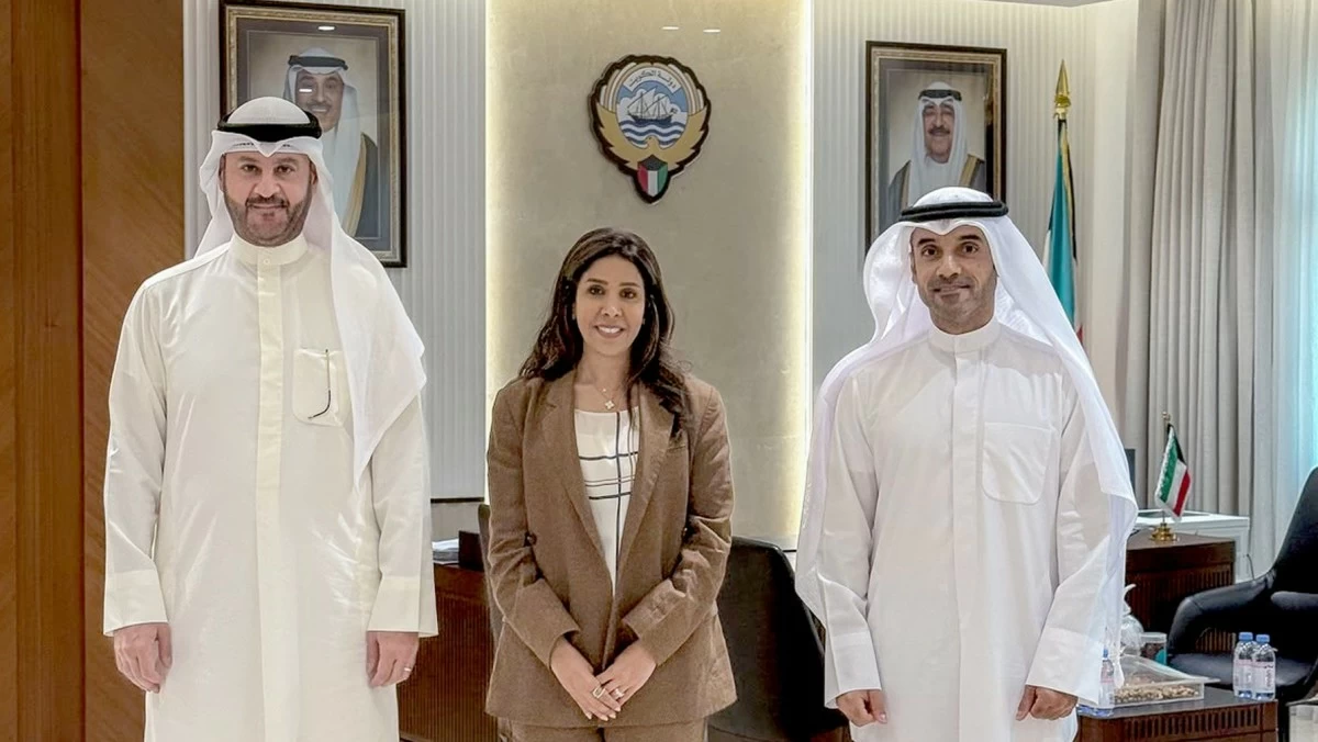 وزيرة 'الأشغال' تبحث مع قياديي 'الموانئ' تطوير العمل وتذليل المعوقات