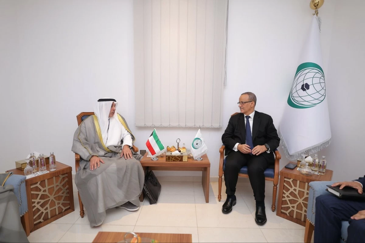 نائب وزير الخارجية يبحث تعزيز العلاقات مع غينيا بيساو وبنغلاديش