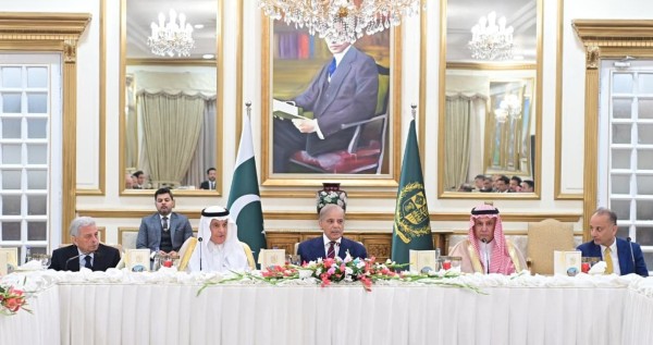 باكستان والسعودية تبحثان تعزيز التعاون في مجالات الإنتاج الزراعي