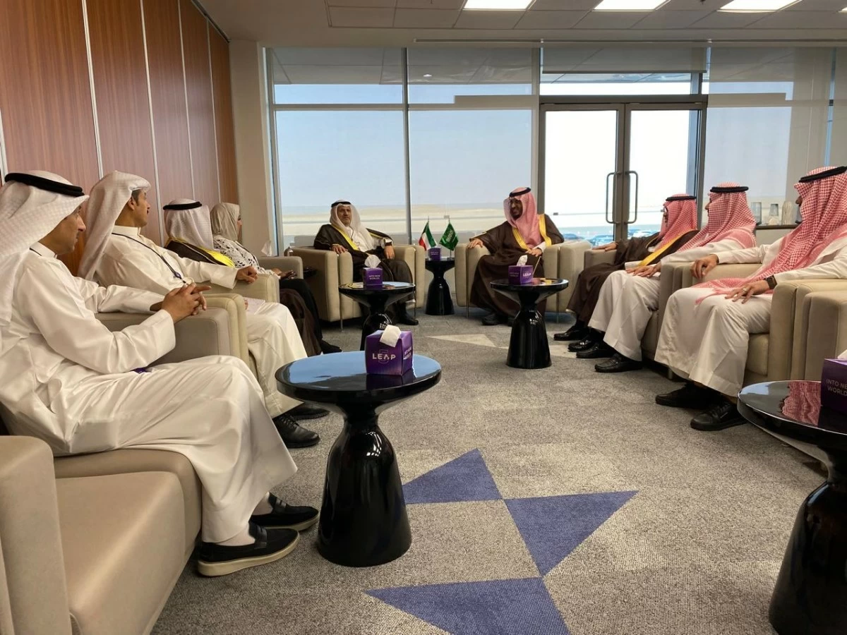وزير 'شؤون الاتصالات' يبحث مع محافظ هيئة الحكومة الرقمية السعودي سبل تعزيز التعاون المشترك
