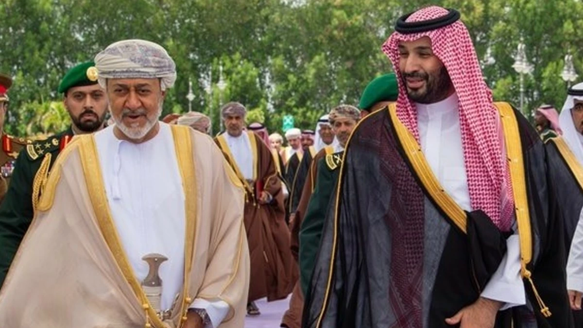 ولي العهد السعودي وسلطان عُمان يبحثان تطورات المنطقة وجهود الحفاظ على أمنها واستقرارها