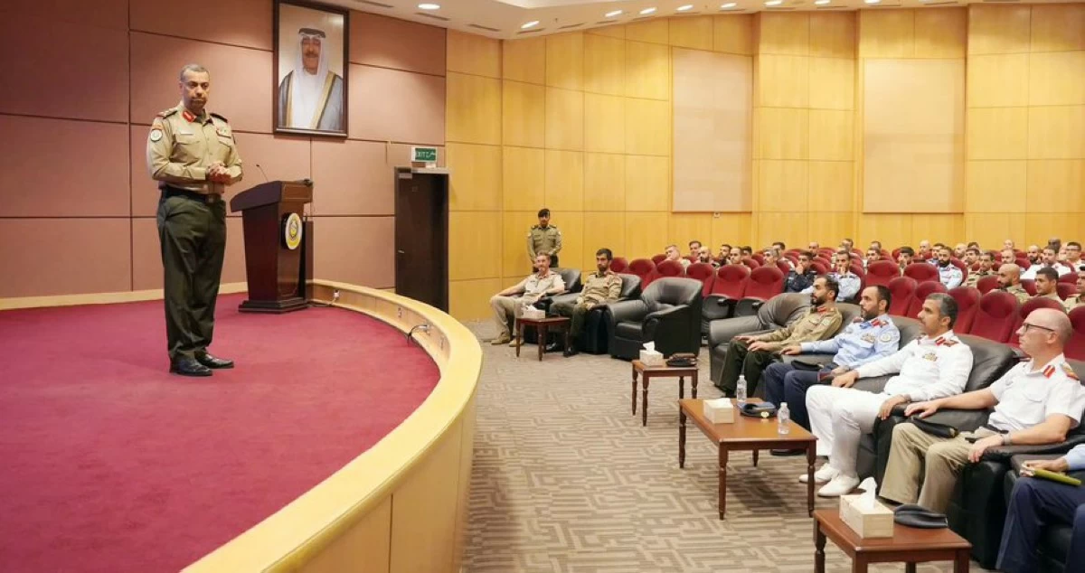 افتتاح دورة القيادة والأركان المشتركة الـ31 في كلية 'مبارك العبدالله