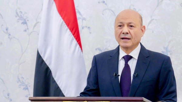 العليمي: القوات اليمنية ماضية في استعادة مؤسسات الدولة وبسط سلطتها على كامل البلاد