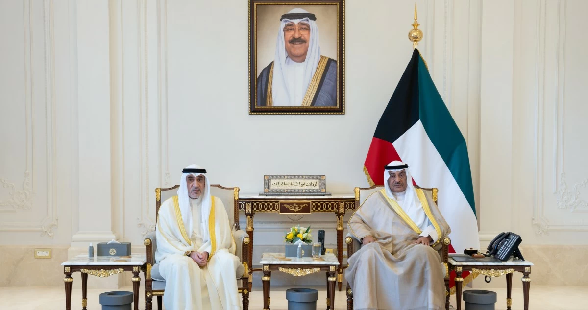 ولي العهد يستقبل رئيس الوزراء بالإنابة والقائمين على إحباط أكبر عملية لتصنيع وترويج 'اللاريكا'