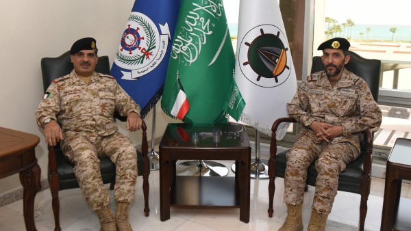 الكويت والسعودية تبحثان تعزيز التعاون العسكري البحري ورفع الجاهزية المشتركة