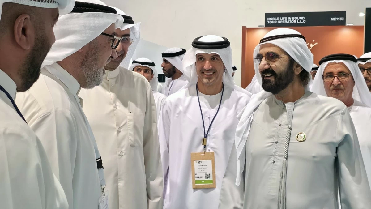 نائب رئيس الإمارات يزور جناح الكويت في 'سوق السفر العربي' بدبي