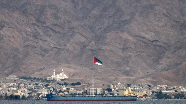 الأردن: إصابة 14 شخصاً بتسرب غاز الأمونيا في المجمع الصناعي بالعقبة