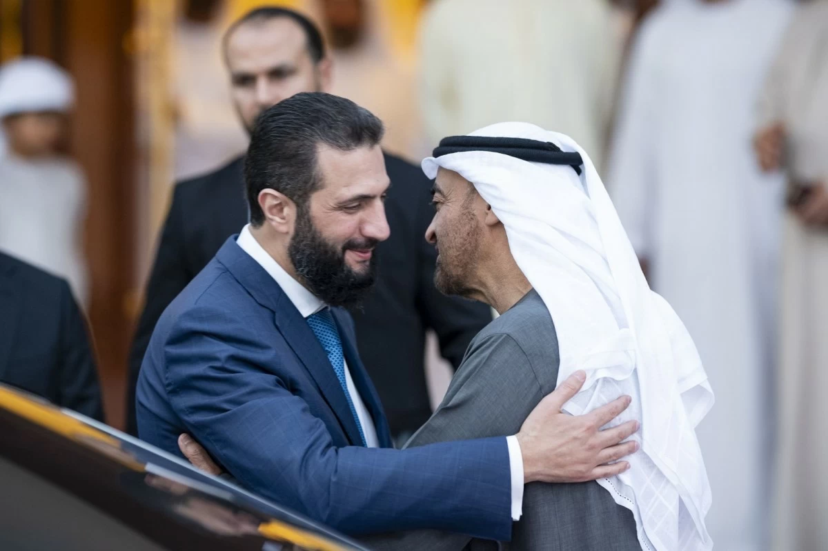 رئيس الإمارات ونظيره السوري يبحثان تعزيز العلاقات الثنائية والتطورات الإقليمية