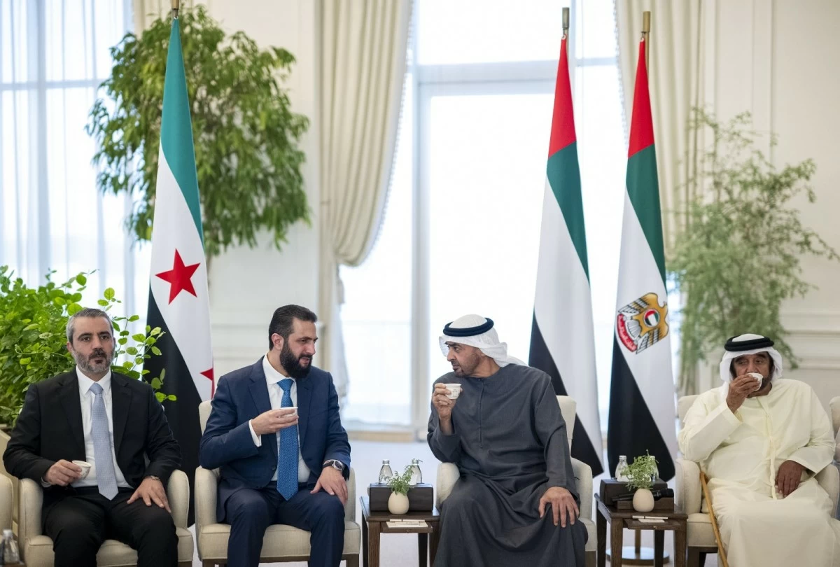 رئيس الإمارات ونظيره السوري يبحثان تعزيز العلاقات الثنائية والتطورات الإقليمية