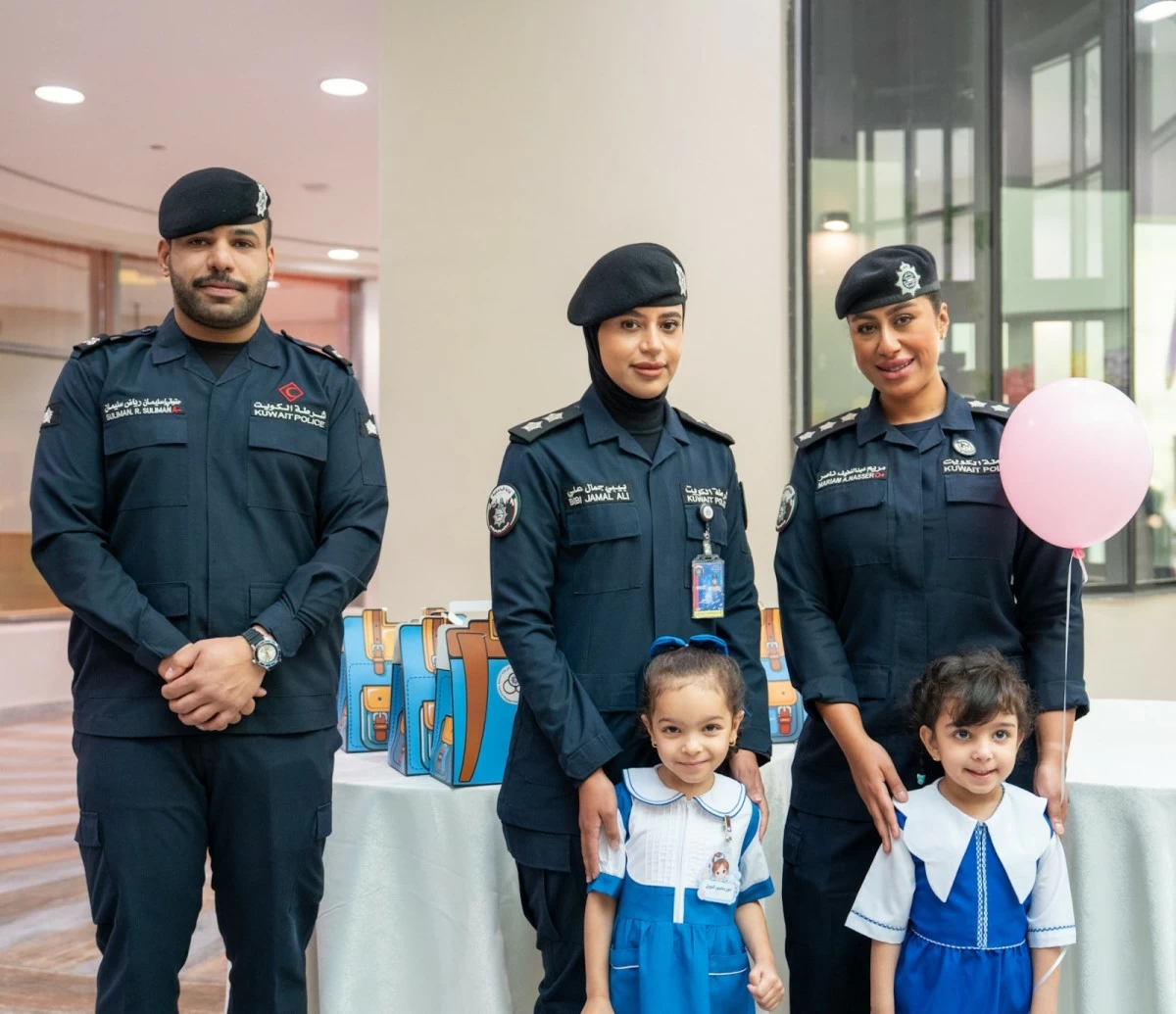 طلبة رياض الأطفال يخطون أولى خطواتهم التعليمية الواعدة ويكملون عقد العام الدراسي