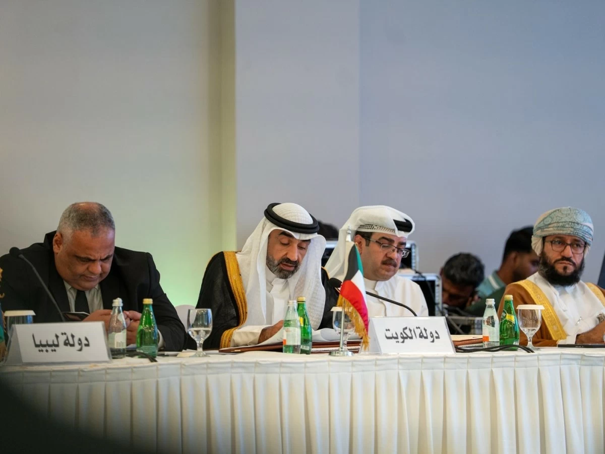 الكويت تستعرض تجربتها الرقمية في منظومة التفتيش القضائي خلال اجتماع عربي بسلطنة عمان