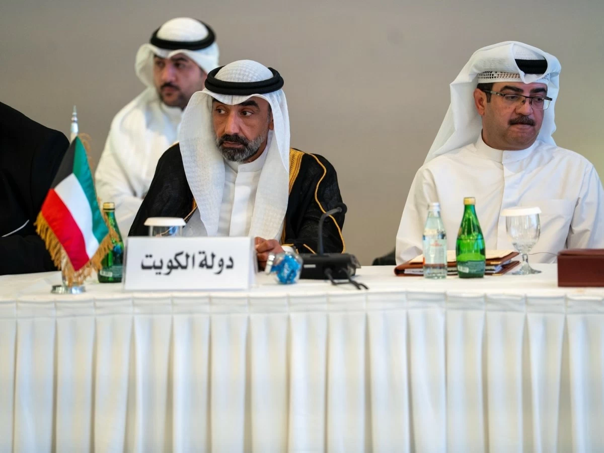 الكويت تستعرض تجربتها الرقمية في منظومة التفتيش القضائي خلال اجتماع عربي بسلطنة عمان