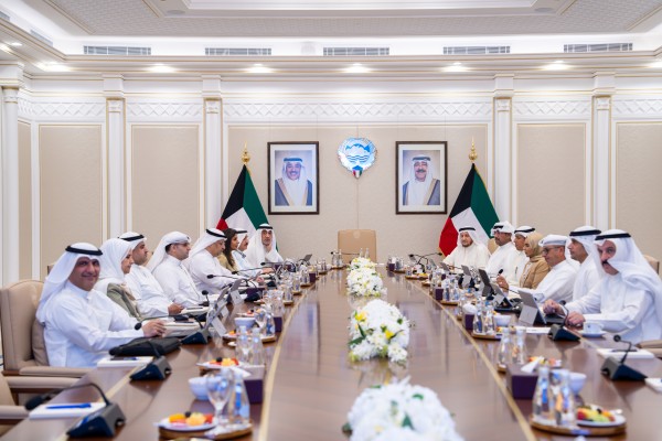 مجلس الوزراء يعقد اجتماعاً برئاسة اليوسف