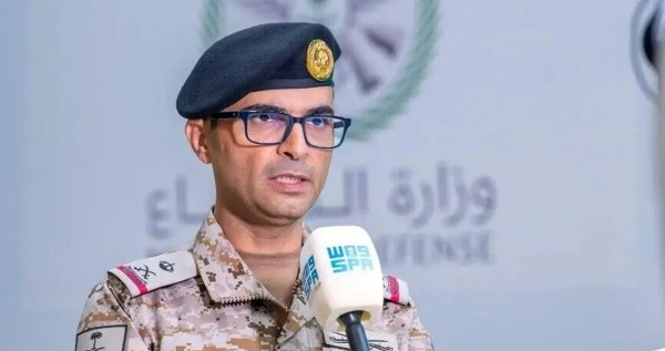 قائد 'التحالف البحري الدفاعي': أي تهديد لحرية الملاحة سيُواجه بالردع