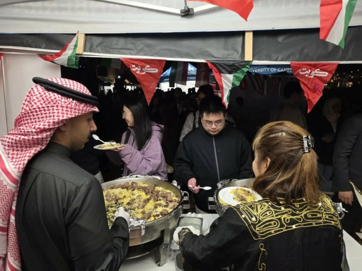 سفير الكويت لدى أستراليا: المشاركة في اليوم الثقافي بجامعة كانبرا تعكس ثراء الهوية الكويتية وتعزز التواصل بين الشعوب