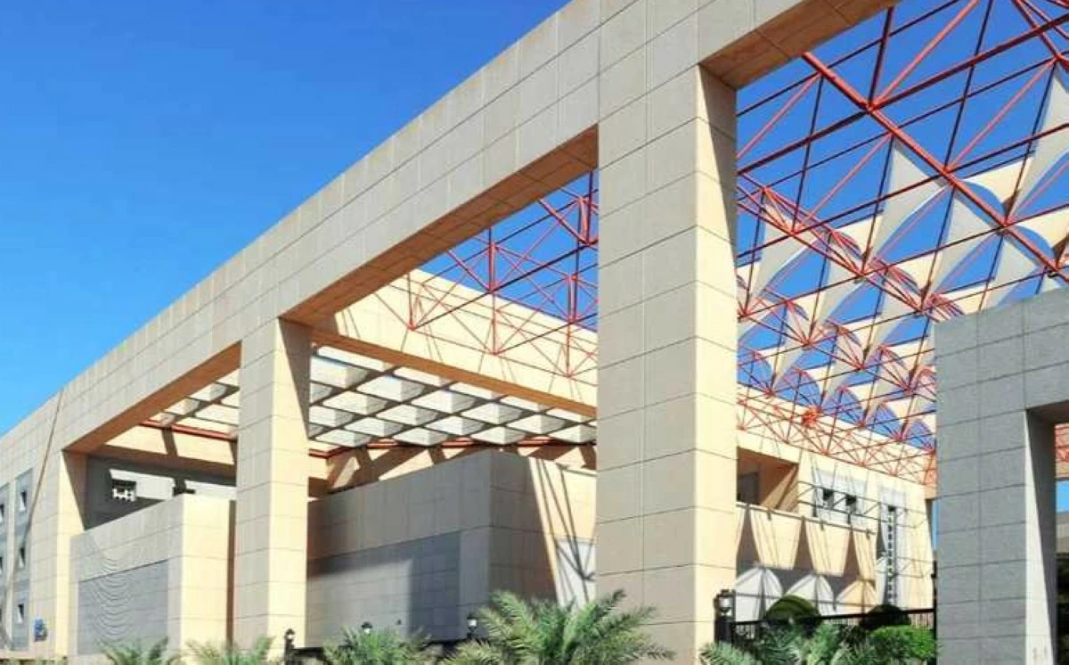 جامعة عبدالله السالم تستقبل الدفعة الأولى من طلبة كلية الطب والعلوم الصحية