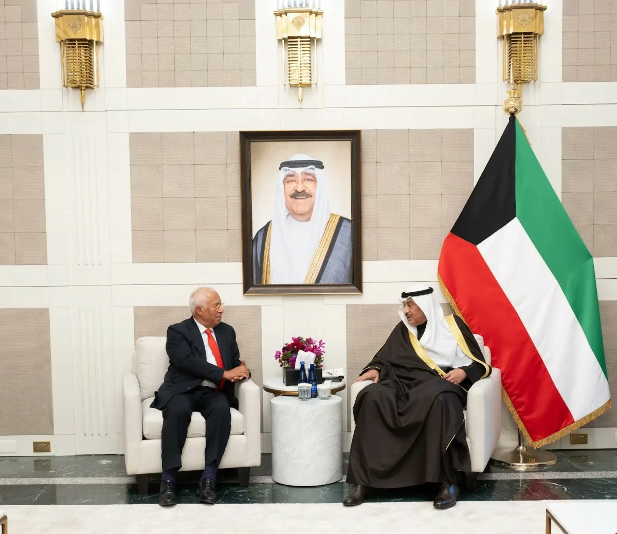 ممثل سمو الأمير يبحث مع ملك الأردن ورؤساء تركيا وكوسوفو والمجلس الأوروبي تعزيز العلاقات والمستجدات الإقليمية والدولية