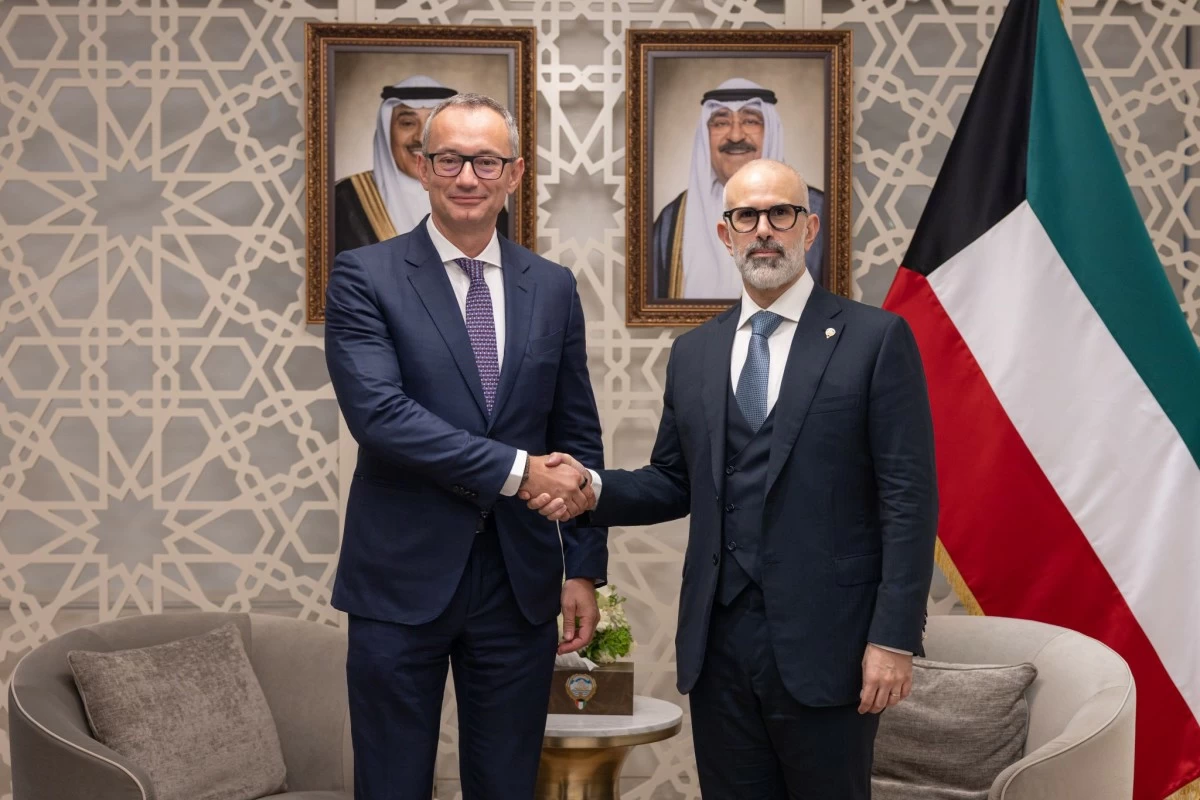 وزير الخارجية يبحث مع نظيره السويسري تعزيز العلاقات الثنائية وآخر المستجدات