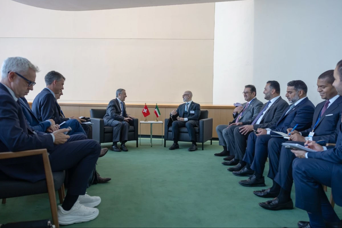 وزير الخارجية يبحث مع نظيره السويسري تعزيز العلاقات الثنائية وآخر المستجدات