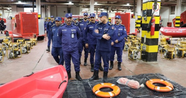 الرومي يتفقد جاهزية فرق الإطفاء استعداداً لموسم الأمطار