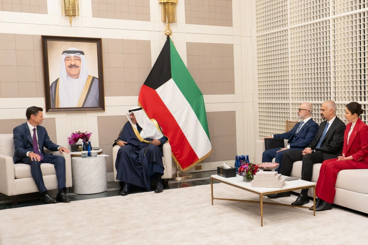 ممثل الأمير يبحث فرص الاستثمار والتعاون الاقتصادي مع قيادات 'غولدمان ساكس' و'بلاك روك' و'كيه كيه آر'