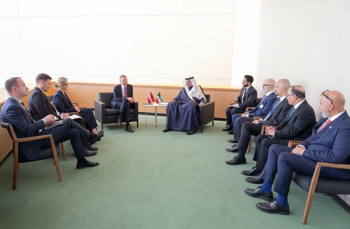ممثل سمو الأمير يبحث مع رئيسي ليتوانيا ولاتفيا تعزيز العلاقات وأبرز التطورات الإقليمية والدولية