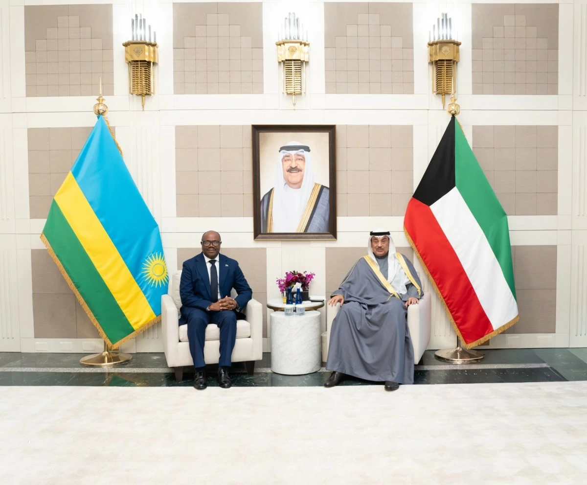 ممثل الأمير يبحث تعزيز العلاقات مع الرئيسين البولندي والصومالي ورئيسي وزراء لبنان ورواندا