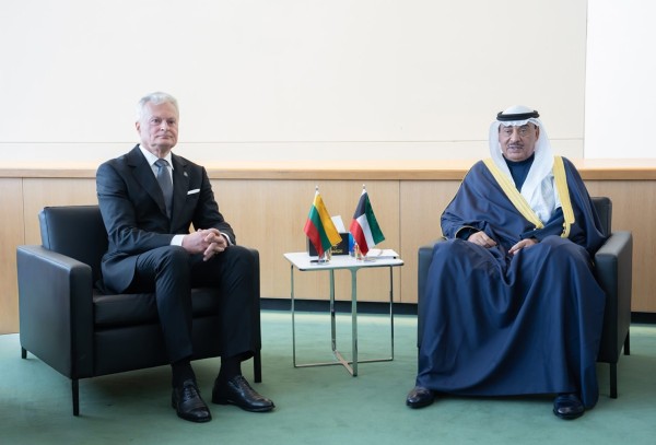 ممثل سمو الأمير يبحث مع رئيسي ليتوانيا ولاتفيا تعزيز العلاقات وأبرز التطورات الإقليمية والدولية