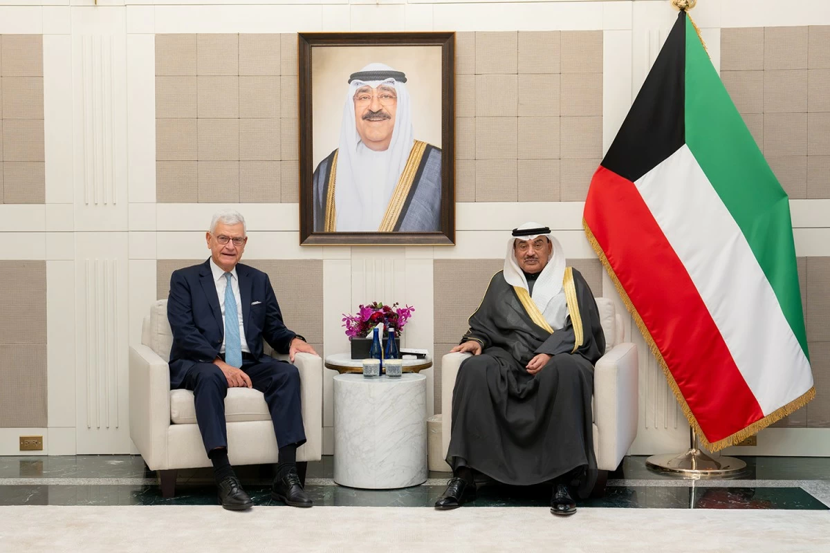 ممثل الأمير يبحث مع 'ليماك' مستجدات مشاريعها الكبرى في الكويت وتطوير الكفاءات الوطنية