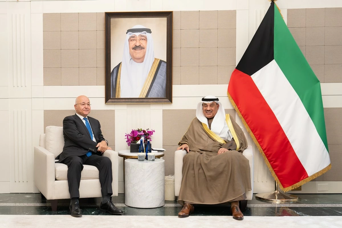 ممثل الأمير يبحث مع الرئيس الهنغاري ورئيس وزراء بنغلاديش العلاقات والمستجدات الإقليمية والدولية