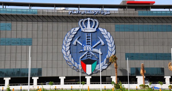'الإطفاء': السيطرة على حريق مخزن في الوفرة الزراعية