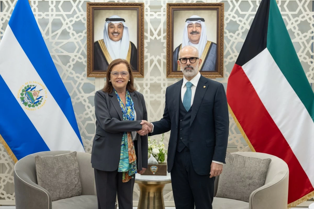 الكويت والسلفادور توقعان اتفاقية لإعفاء حاملي الجوازات الديبلوماسية والخاصة والرسمية من تأشيرات الدخول