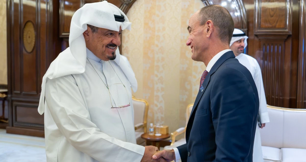رئيس الوزراء يبحث مع 'ماكنزي' التعاون في الاستثمار والتحول الرقمي وتأهيل الكوادر الوطنية