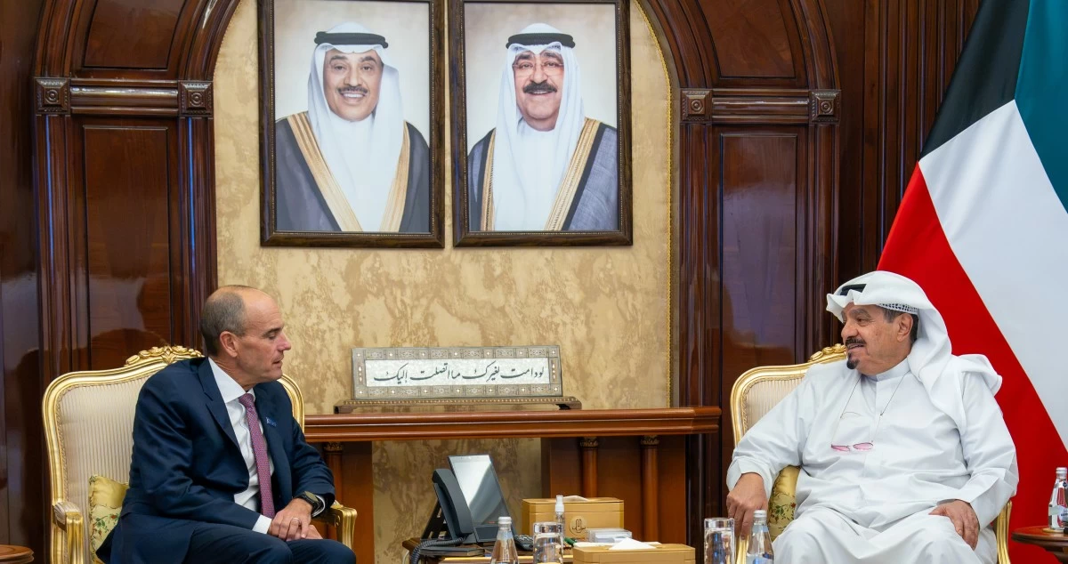 رئيس الوزراء يبحث مع 'ماكنزي' التعاون في الاستثمار والتحول الرقمي وتأهيل الكوادر الوطنية