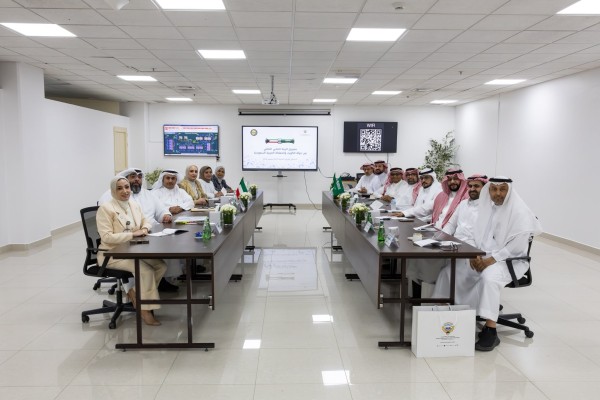 الكويت والسعودية تبحثان مستجدات مشروع ‘الربط المائي’