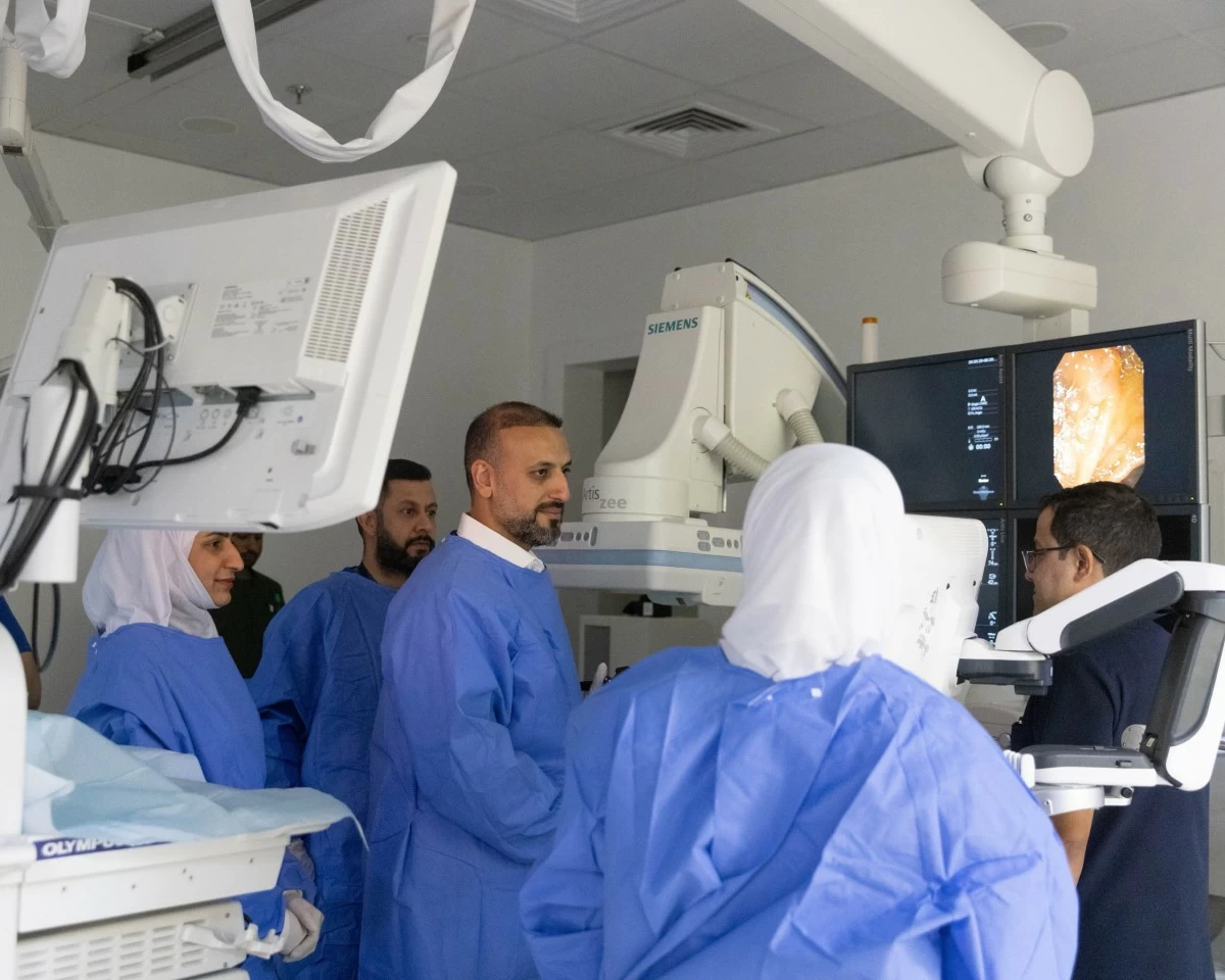 مستشفى جابر ينجح في إجراء أول عملية بالكويت لتصريف العصارة الصفراوية بالمنظار عبر المعدة دون جراحة