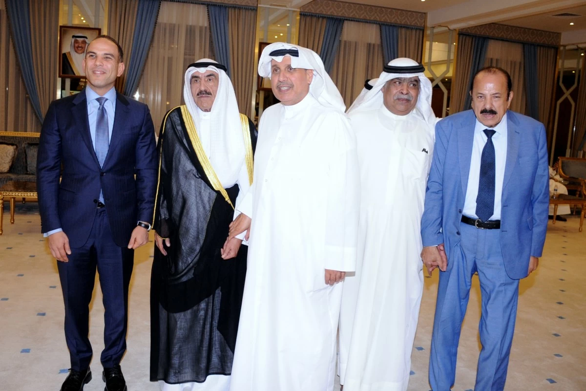 ديوان سلوى عامر بضيوفه... وراعيه