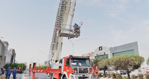 'الإطفاء': السيطرة على حريق محل في منطقة الري دون إصابات