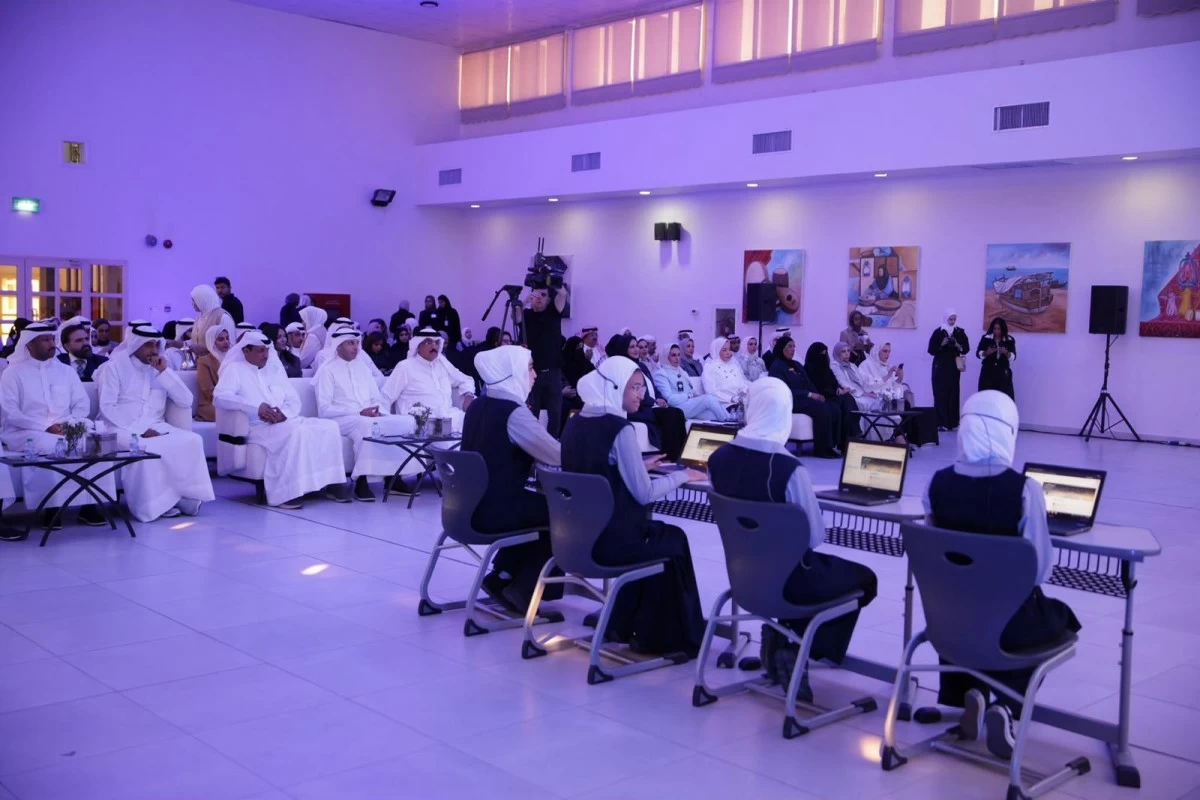 وزير التربية يدشن مشروع 'المدرسة الذكية' بالتعاون مع 'غوغل'