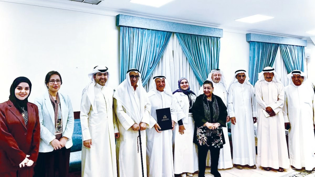'الأدباء' منحت العضوية الشرفية للمستشار محمد أبو الحسن