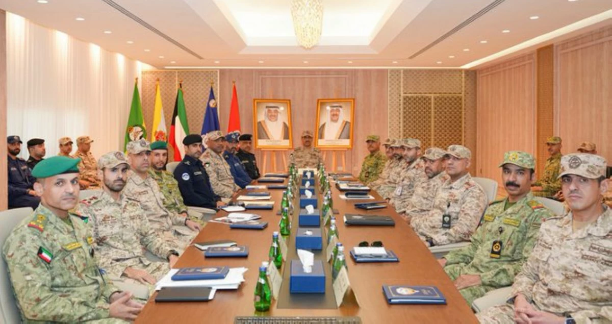 اللجنة العسكرية العليا تبحث تعزيز الجاهزية والتنسيق بين الجهات الأمنية