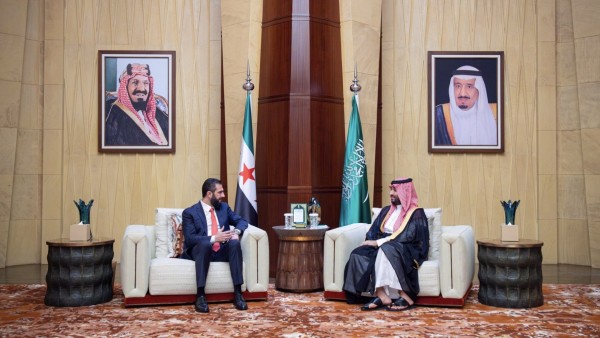 ولي العهد السعودي والرئيس السوري يبحثان مستجدات المنطقة وتعزيز العلاقات الثنائية