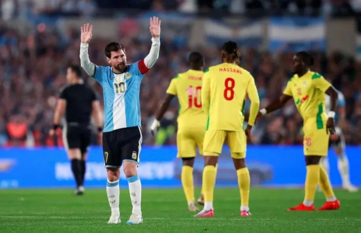 'التانغو الأخير'... ميسي يسجل ويصنع ويبكي في ليلة وداعه لمنتخب الأرجنتين