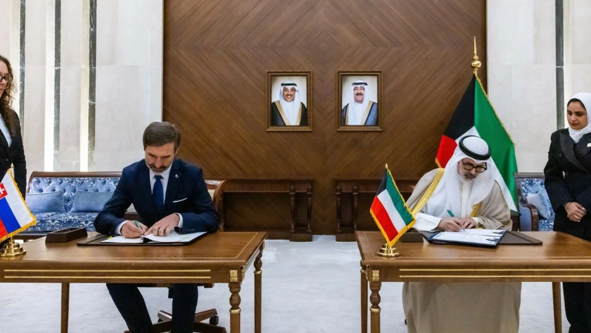 الكويت وسلوفاكيا توقعان مذكرة تفاهم لإقامة المشاورات السياسية