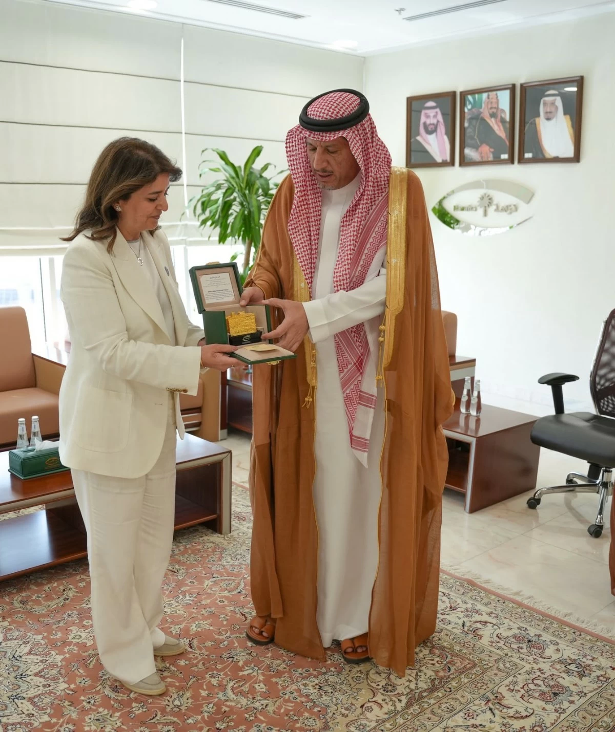 رئيسة 'نزاهة' تبحث مع نظيرها السعودي تعزيز التعاون في مكافحة الفساد