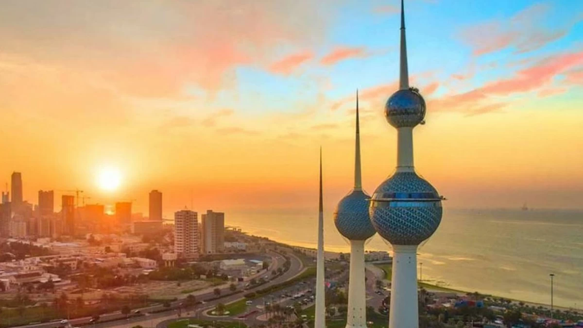 طقس 'الويك إند'... مستقر وحار نهاراً ومائل للحرارة ليلاً