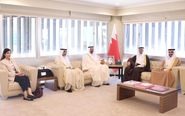 وزير العدل البحريني يبحث مع سفير الكويت بالمنامة تعزيز التعاون القضائي وتبادل الخبرات القانونية