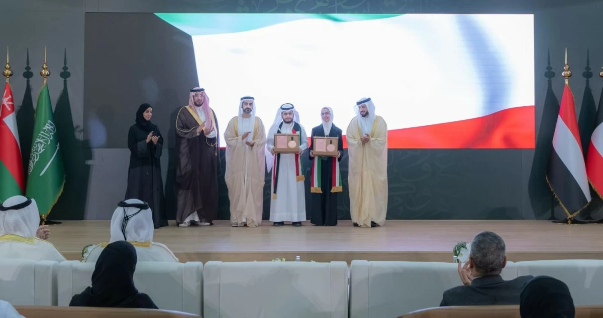 طلبة 'التربية' يحصدون ميداليتين برونزيتين في مسابقة الإبداع الأدبي الخليجية