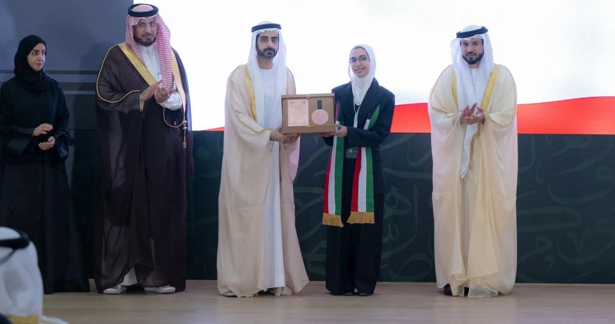 طلبة 'التربية' يحصدون ميداليتين برونزيتين في مسابقة الإبداع الأدبي الخليجية